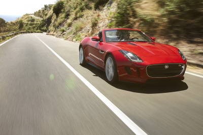 콘래드 서울 펜트하우스 패키지 재규어 F-TYPE. ⓒ 콘래드 서울