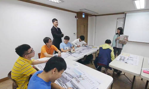 호산나대학 교양학과에서는 발달장애 학생들을 대상으로 취업에 대한 열정을 심어주고 있다. ⓒ 한국문화봉사단