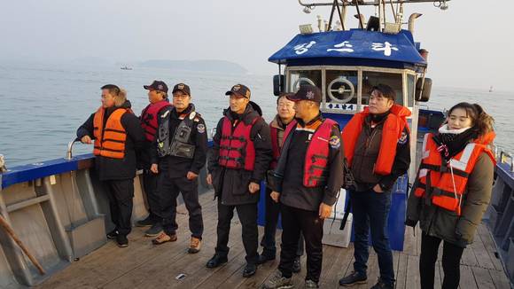 한국해양구조협회 충청북부지부 대원들이 영흥도 낚시어선 사고에 구조활동을 위해 출동했다. ⓒ 한국해양구조협회 충청북부지부