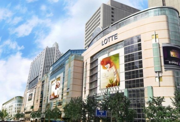 롯데쇼핑은 1분기 연결기준 영업이익이 687억1400만원으로 전년동기 대비 11.2% 증가했다. © 롯데쇼핑