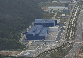 포항 블루밸리 국가산업단지에 위치하고 있는 포스코케미칼 포항공장 모습. = 최성필 기자