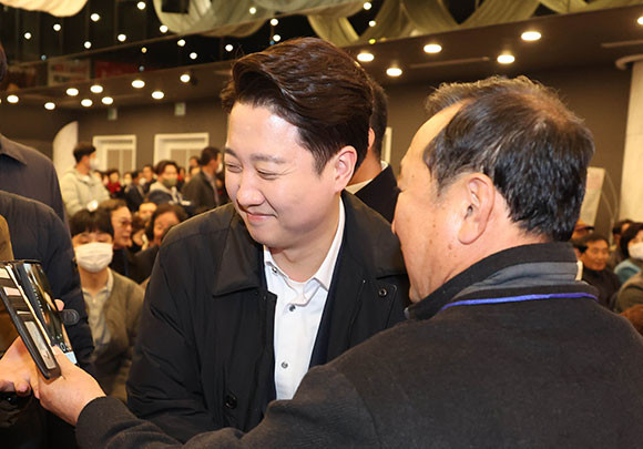 이준석 전 국민의힘 대표는 의혹에 대해 권익위원회 전수조사 내용을 언급했다. ⓒ 연합뉴스