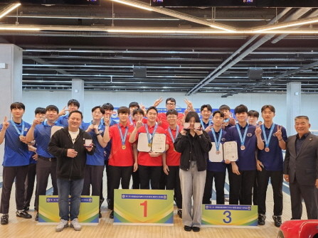남대부 5인조 경기 금·은·동을 휩쓴 전남소속 대학볼링팀 세한대(좌측), 전남과학대(빨강, 가운데), 전남과학대(우측). ⓒ 전남체육회