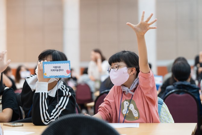 지난 9월 서울 한양대에서 열린 '청소년 진로멘토링' 행사에 청소년들이 참여하고 있는 모습. ⓒ 현대자동차그룹