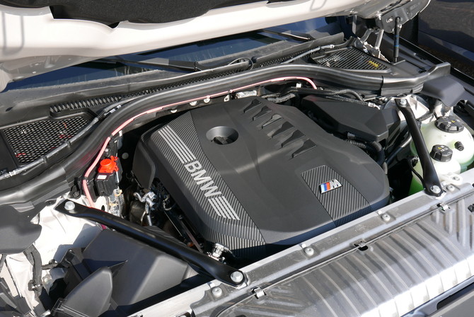 뉴 X3 M50 xDrive 엔진룸. = 노병우 기자