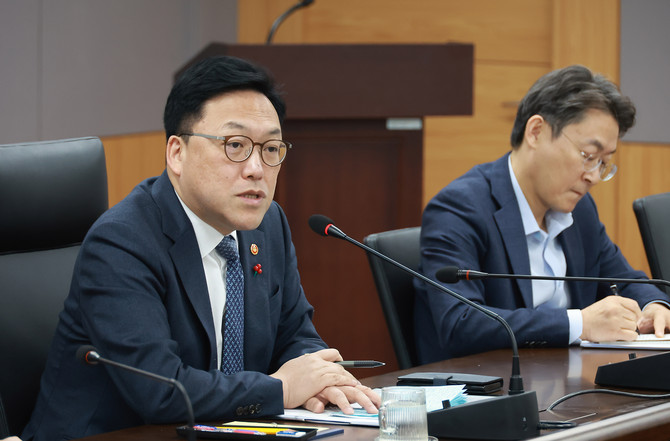 김병환 금융위원장은 16일 오전 정부서울청사에서 확대간부회의를 개최했다. ⓒ 금융위원회