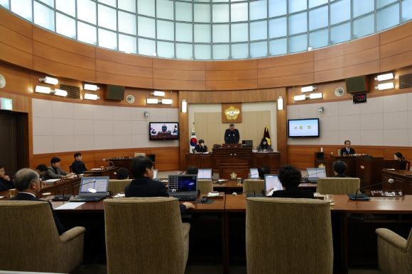 봉화군의회가 지난 11월19일부터 30일간 진행된 제268회 정례회를 18일 폐회했다. ⓒ 봉화군의회