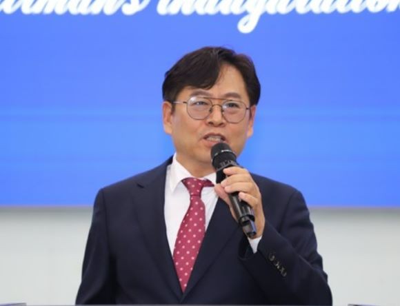 제8대 대구경북인터넷기자협회 회장으로 취임한 강승탁 신임회장이 취임사를 하고 있다. ⓒ 대구경북인터넷기자협회