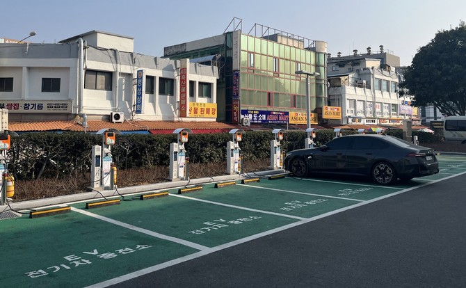 진주시 2025년 상반기 친환경 전기자동차 350대 보급. ⓒ 프라임경제