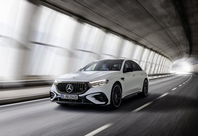 메르세데스-AMG E 53 하이브리드 4MATIC+. ⓒ 메르세데스-벤츠 코리아