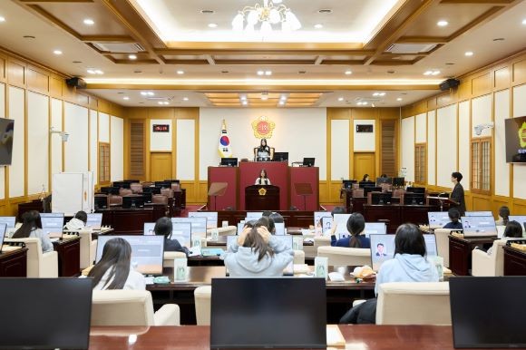 대구시의회는 오는 9일 용산중학교를 시작으로 2025 의정 체험 프로그램 운영에 들어간다. ⓒ 대구시의회