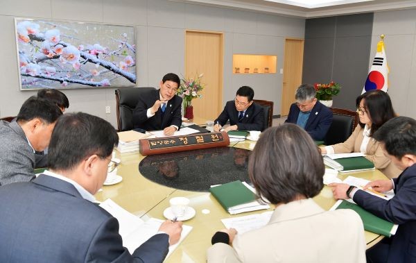 담양군은 지난 9일 군청 소쇄원실에서 첫 번째 전략회의를 개최했다. ⓒ 담양군