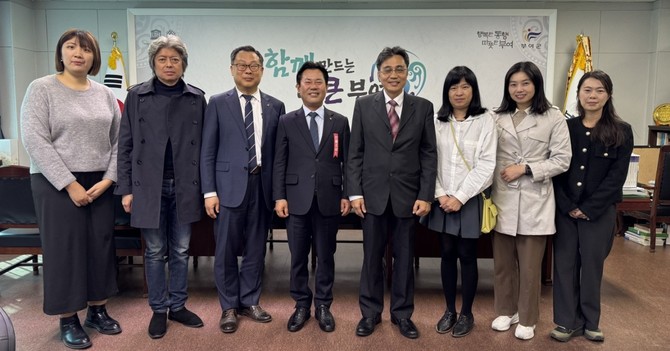 가오슝시 굿뜨래페이 벤치마킹 후 기념촬영을 하고 있다. ⓒ 부여군
