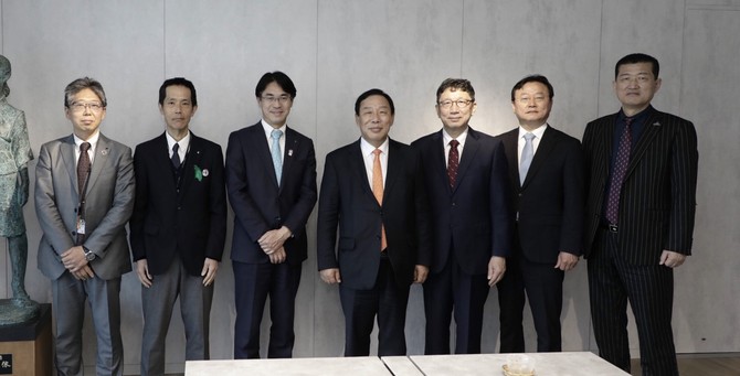 14일 나라현을 방문해 야마시타 마코토 지사와 면담을 진행 후 기념촬영을 하고 있다. ⓒ 세종시