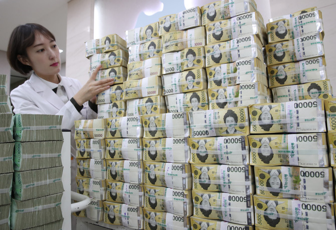 지난 2월 시중 통화량이 전월 대비 25조7000억원 증가했다. ⓒ 연합뉴스