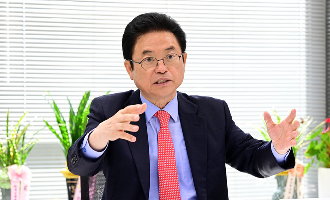 이철우 경북지사는 15일 한국프레스센터에서 한국인터넷신문협회와 간담회를 가졌다. ⓒ 한국인터넷신문협회