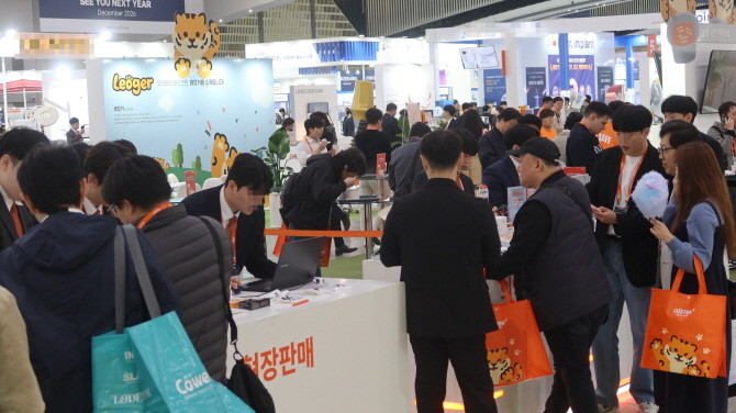 오스템임플란트 대한치과의사협회와 한국치과의료기기산업협회가 함께한 'KDX 2025'를 성공적으로 마무리했다. © 오스템임플란트