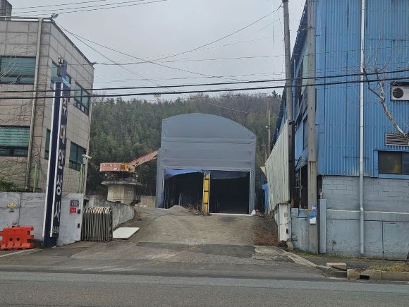 포항철강공단 내 장흥동 1835번지 대안상사 자리에 예정한 적환장 설비. ⓒ 독자제공