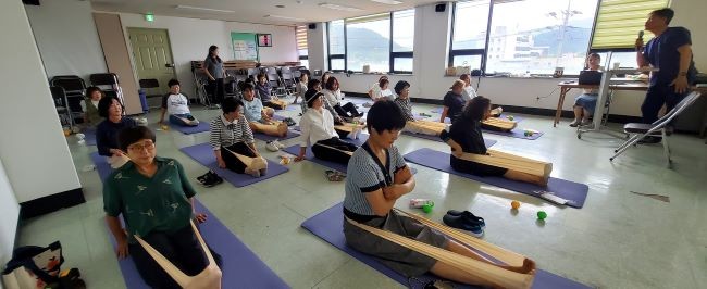 성주군은 의료급여 사례관리 특화사업 '성주형 건강자립 로드맵'을 운영하면서 재가에서 질병으로 어려움을 겪는 의료급여 수급권자를 대상으로 건강 관리 능력을 강화하고 있다. ⓒ 성주군