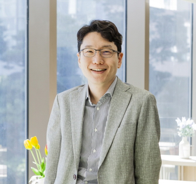 LG AI연구원 신임 공동 연구원장으로 선임된 임우형 상무. ⓒ LG