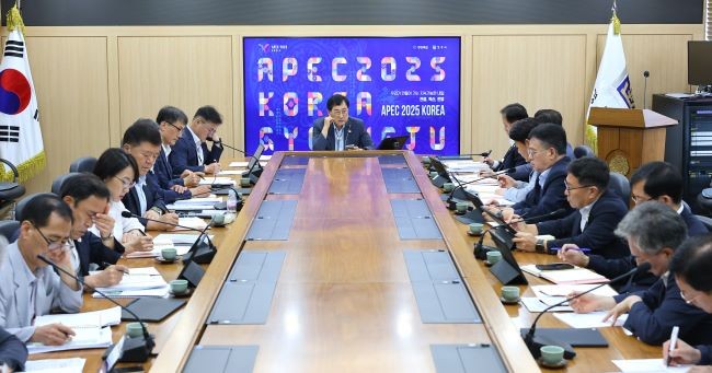 경주시는 11일 국소본부장 회의서 광복80주년과 2040 도시계획를 논의했다. ⓒ 경주시