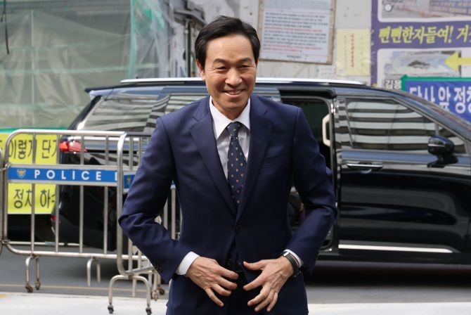 강원도지사에 도전하는 우상호 전 청와대 정무수석. © 연합뉴스