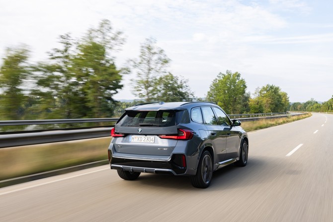 BMW X1의 외관은 역동적인 실루엣으로 현대적인 감각을 강조한다. ⓒ BMW 코리아