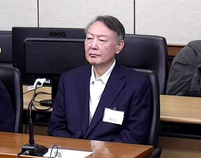 12·3 비상계엄 선포 명분을 만들기 위해 평양에 무인기 투입 작전을 지시한 혐의로 기소된 윤석열 전 대통령. ⓒ 연합뉴스