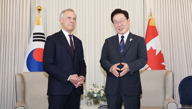 이 대통령은 "방산 강국이자 첨단 기술력을 보유한 대한민국이야말로 캐나다의 방산 역량을 강화하고, 에너지 강국으로의 발전을 도울 최적의 파트너라고 확신한다"고 했다. ⓒ 연합뉴스