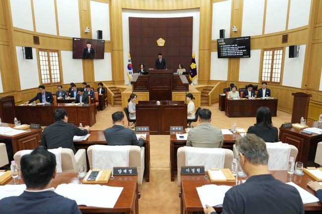 경산시의회 제272회 임시회 폐회 모습. ⓒ 경산시의회