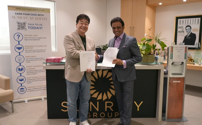 백종원 더본코리아 대표(왼쪽)와 라탄 레이 굽타(Rattan Ray Gupta) 썬레이그룹 CEO. ⓒ 더본코리아