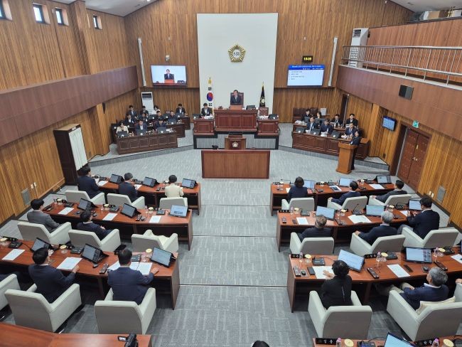 경주시의회 제300회 임시회 개회 모습. ⓒ 프라임경제