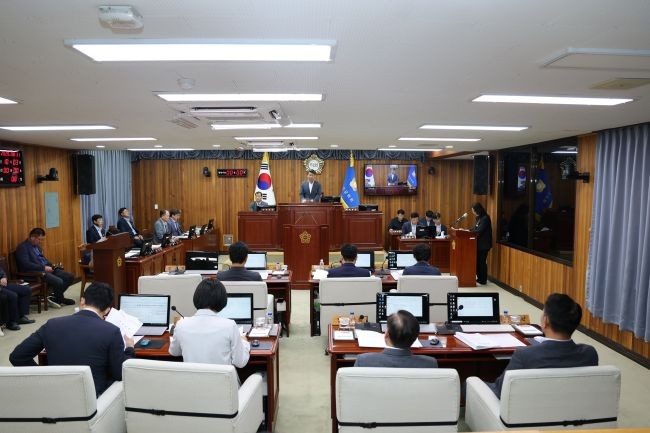 울진군의회는 31일 제294회 제1차 정례회 제1차 본회의를 열었다. ⓒ 울진군의회