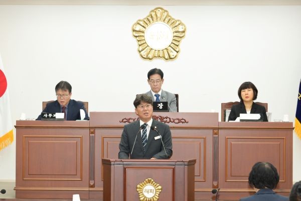 박현규 부의장이 5분 자유발언을 통해 영덕군 공모사업의 선정 실적보다 사업의 실질적인 성과와 지속 가능성을 따져야 한다고 강조했다. ⓒ 영덕군의회