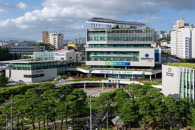 전남광주통합특별시 서구청사 전경. ⓒ 서구청