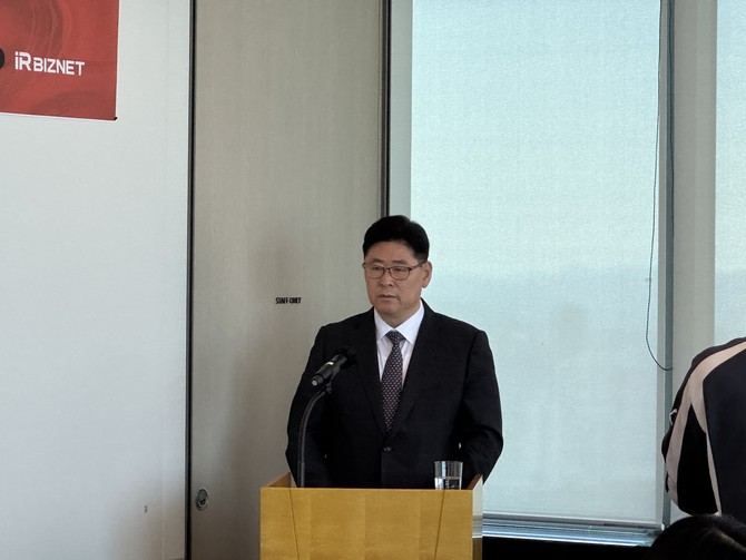 김임준 진코스텍 대표가 22일 서울 여의도에서 열린 기업공개(IPO) 기자간담회에서 발표하고 있다. = 김우진 기자