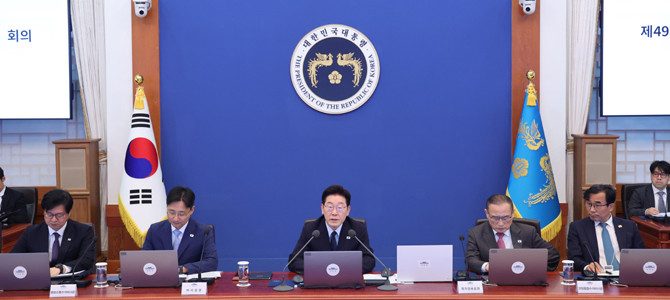 이 대통령은 최근 강력범죄로 인한 인명 피해, 그리고 흉기 난동 같은 흉악 범죄에 대해 강력한 대책 마련을 지시했다. ⓒ 연합뉴스
