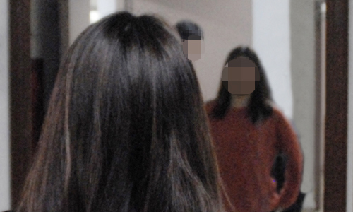  거울은 외출을 하기 전 자신의 몸가짐을 확인할 수 있는 중요한 생활용품 중 하나이다. = 김경태 기자