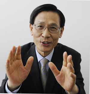 코즈엘은 컨설팅, 카운슬링, 코칭 세가지를 기본 모토로 설립됐으며, 컨설팅을 통해 더 행복한 삶을 살 수 있도록 하는 것을 목표로 하고 있다. = 김경태 기자