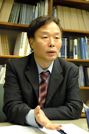 중장년일자리희망센터는 구직자 경력상담, 이력서·면접 컨설팅, 창업정보교실, 재취업전략교육, 취업알선 등 올인원 재취업지원을 하고 있다. = 이지숙 기자