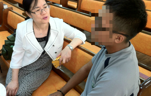  생명존중센터는 장병&middot;군인가족뿐 아니라 일반인들에게 자살예방 상담을 제공하고 있다. ⓒ 생명존중센터