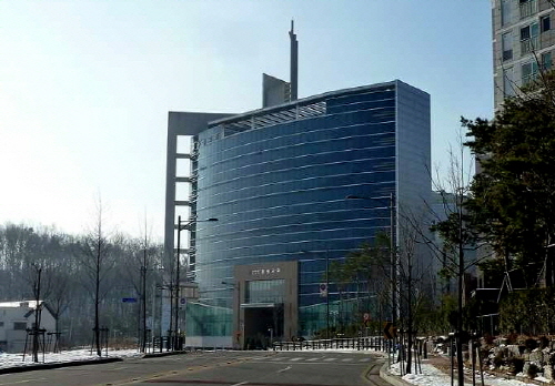 오는 5일 수원지방법원 성남지원 6계서 두 번째 경매에 붙여질 경기도 성남시 분당 모 교회. ⓒ 대법원