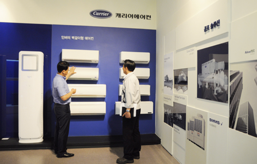  인버터 기술력으로 만들어진 에어컨을 비롯해 쇼케이스, 차량용 냉동기 등 에너지 절감 제품은 이미 시장에서 인정받아 에너지위너상을 6년 연속 수상했다. = 김상준 기자
